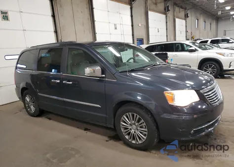 2014 Chrysler Town & Country Touring L z USA, uszkodzony, nr VIN 2C4RC1CG9ER261881